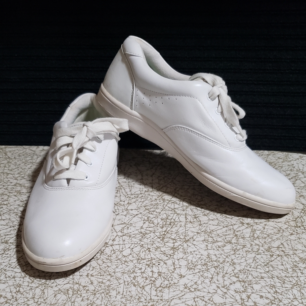 Natural Sport Women Cradle Balance Arch Support White Athletic Leather Shoe